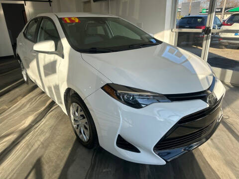 2019 Toyota Corolla for sale at Eagle Motors Plaza in Hamilton OH
