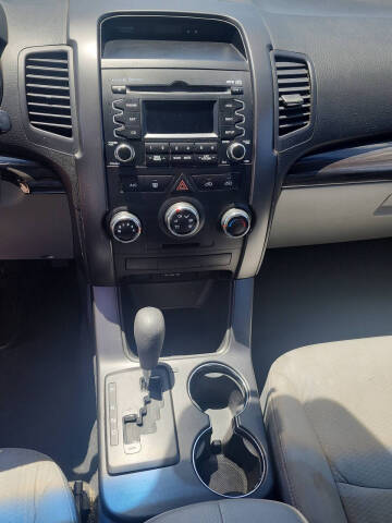 2012 Kia Sorento LX