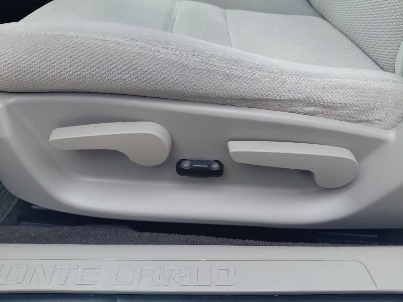 2007 Chevrolet Monte Carlo LS