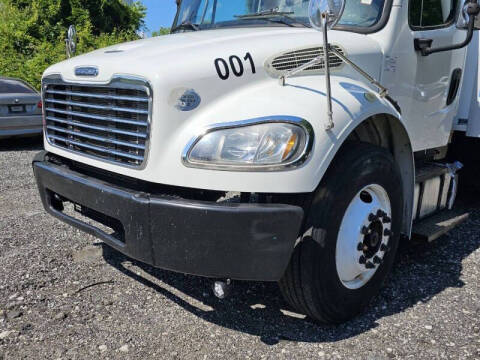 2014 Freightliner M2 106