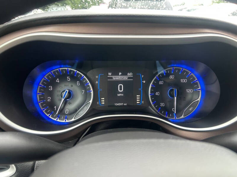 2017 Chrysler Pacifica Touring