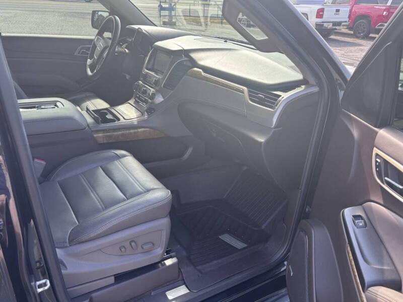 2017 GMC Yukon Denali