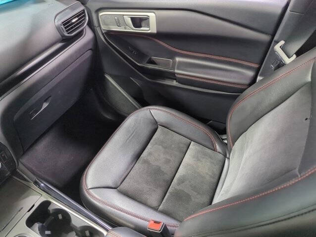 2022 Ford Explorer ST-Line