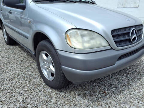 1999 Mercedes-Benz M-Class ML 320