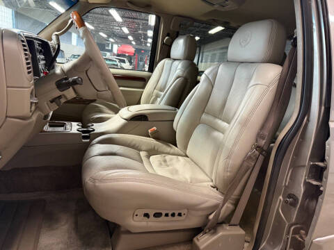 2000 Cadillac Escalade