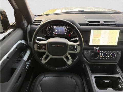 2022 Land Rover Defender 110 X-Dynamic SE