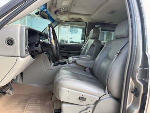 2003 GMC Yukon SLT