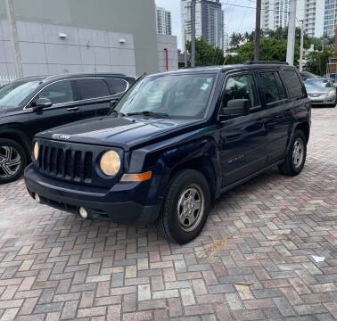 2014 Jeep Patriot for sale at AUTOBAHN MOTORSPORTS INC in Orlando FL