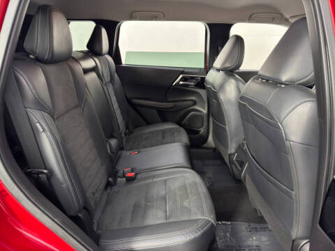 2022 Mitsubishi Outlander SE