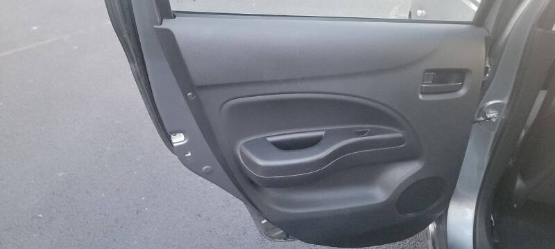 2020 Mitsubishi Mirage ES