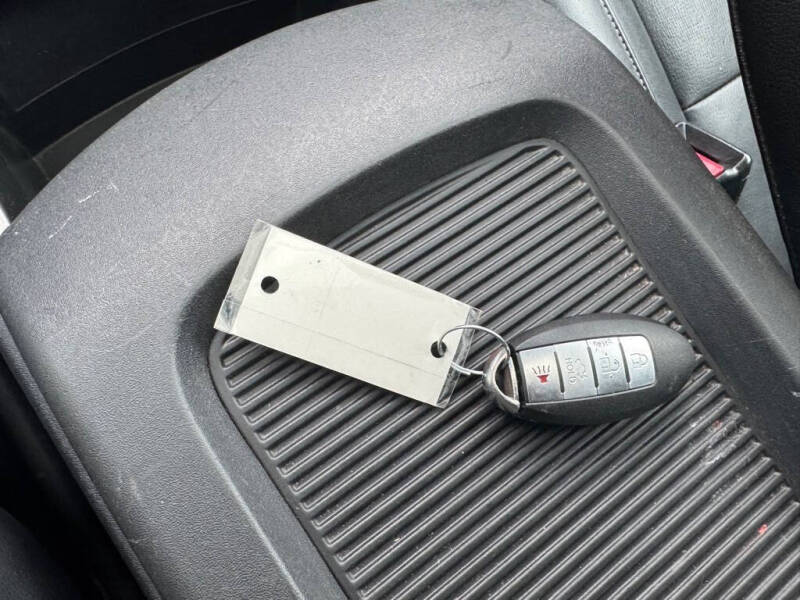 2011 Nissan Armada Platinum