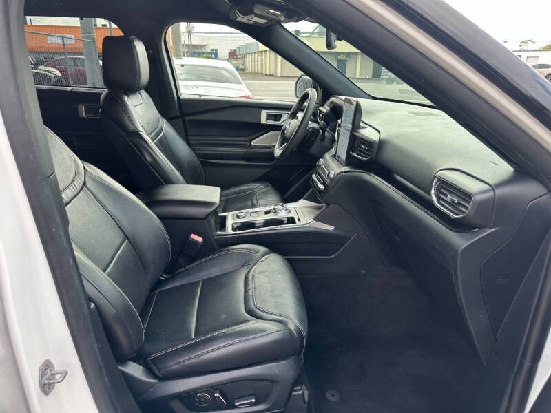 2020 Ford Explorer ST