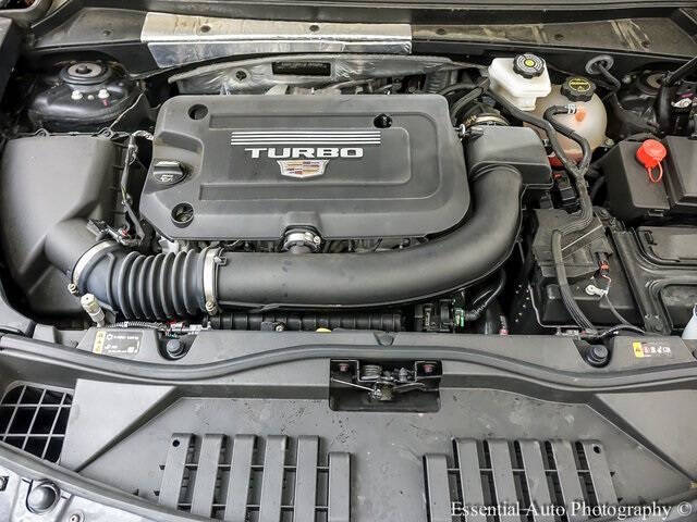 2025 Cadillac XT4 Premium Luxury