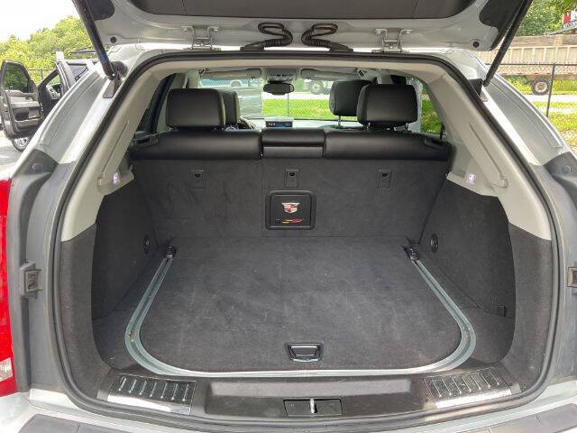 2011 Cadillac SRX Performance Collection