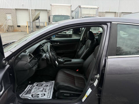 2020 Honda Insight Touring