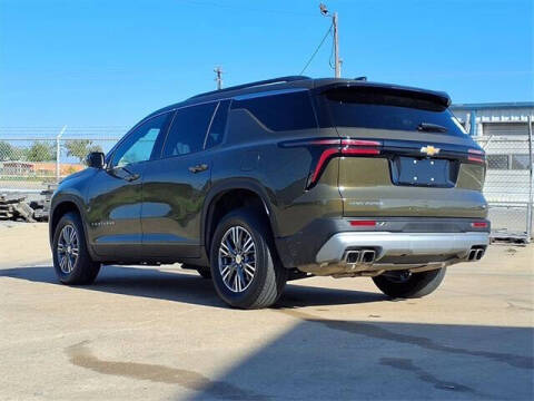 2024 Chevrolet Traverse LT