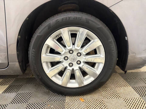 2016 Toyota Sienna XLE 7-Passenger