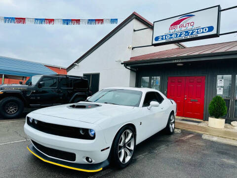 2017 Dodge Challenger 392 HEMI Scat Pack Shaker