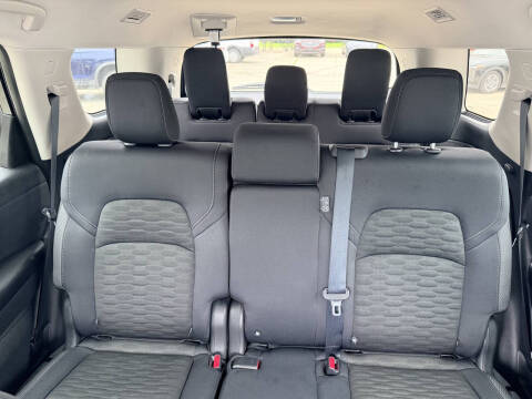 2025 Nissan Pathfinder S