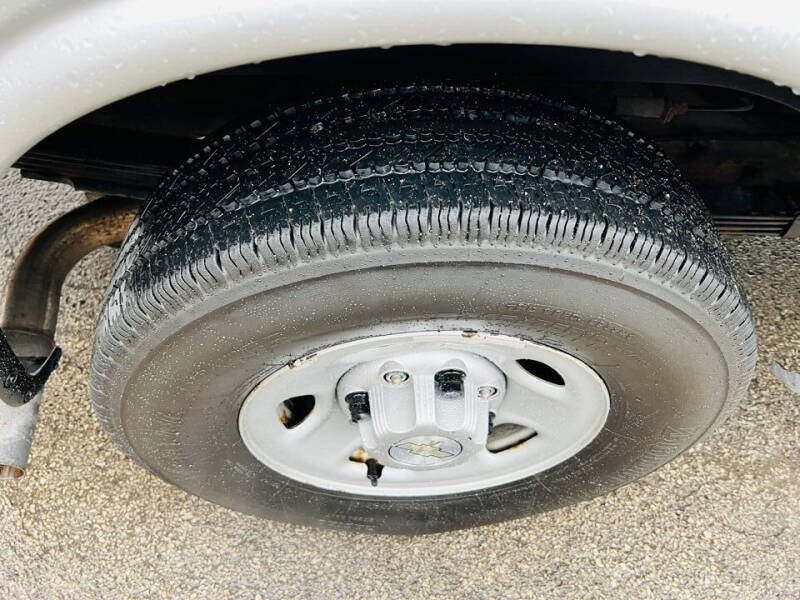 2017 Chevrolet Express LS 3500