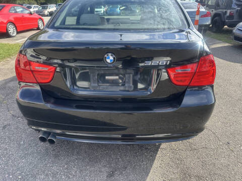 2011 BMW 3 Series 328i