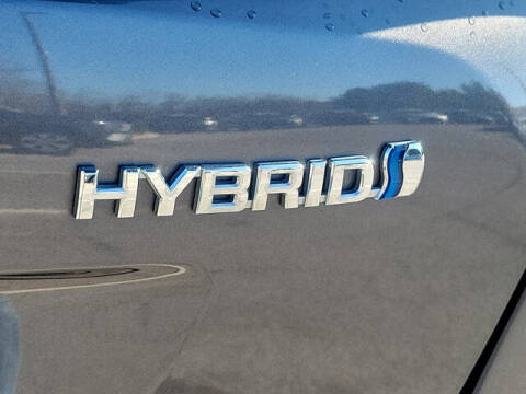 2016 Toyota Prius Two