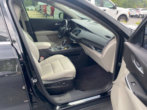 2019 Cadillac XT4 Premium Luxury