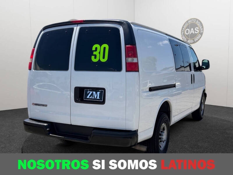 2017 Chevrolet Express 2500