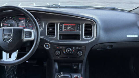 2012 Dodge Charger SE