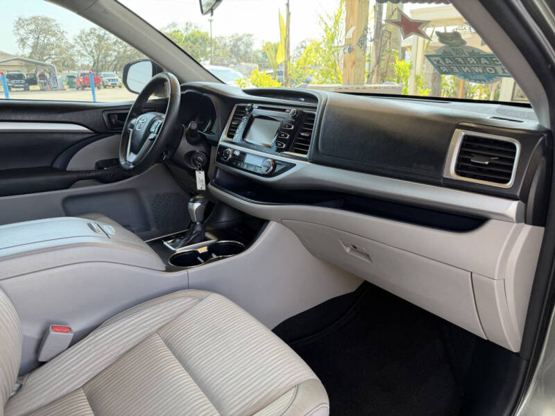 2015 Toyota Highlander LE Plus