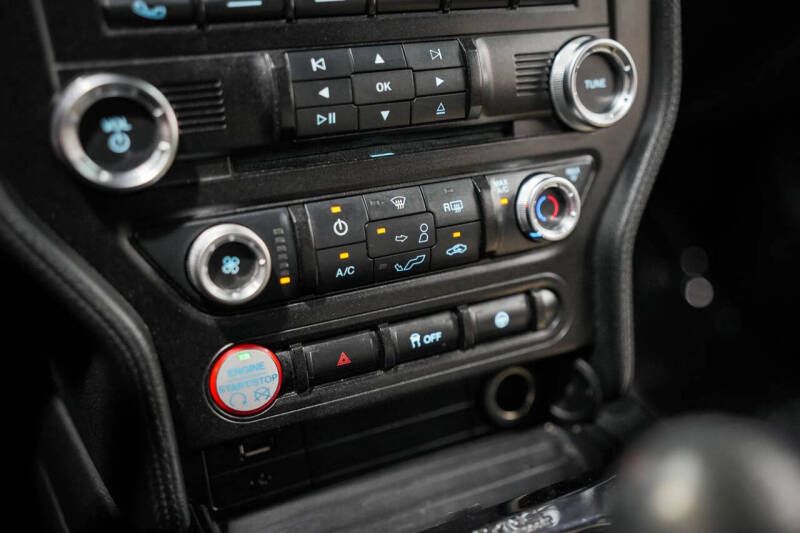 2015 Ford Mustang