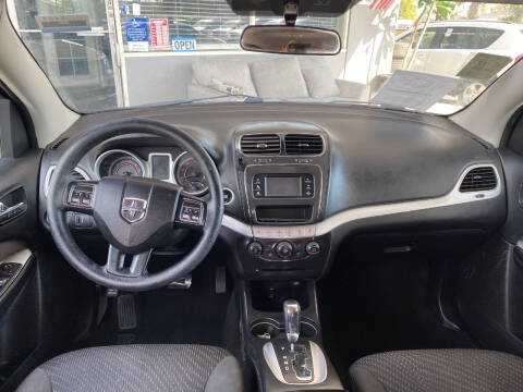 2017 Dodge Journey SE