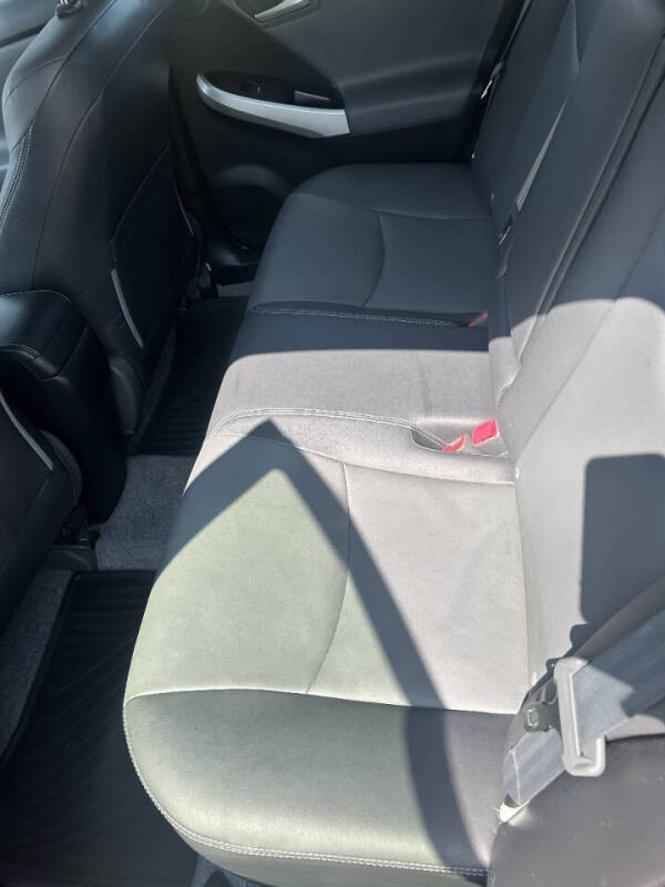 2013 Toyota Prius Four