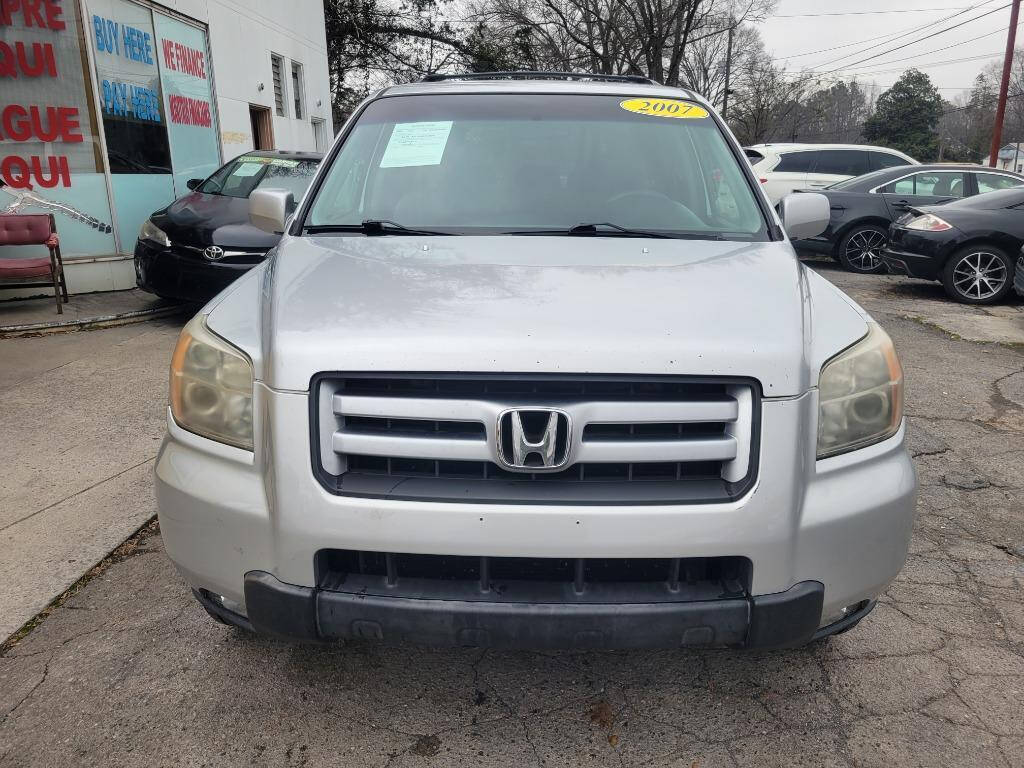 2007 Honda Pilot for sale at DAGO'S AUTO SALES LLC in Dalton, GA