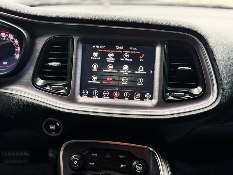 2018 Dodge Challenger SXT