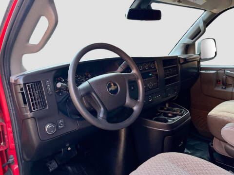 2024 Chevrolet Express 2500