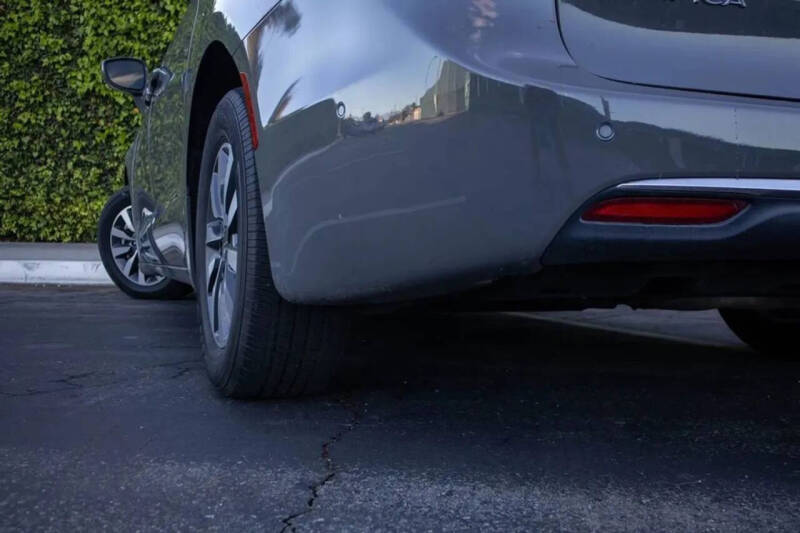 2021 Chrysler Pacifica Hybrid Touring L