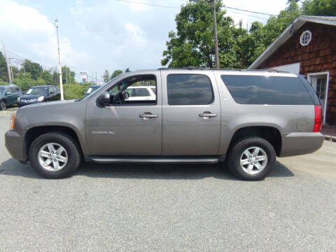 2013 GMC Yukon XL for sale at Trade Zone Auto Sales in Hampton NJ