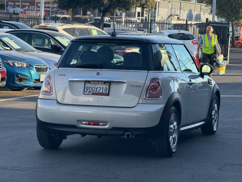 2012 MINI Cooper Hardtop