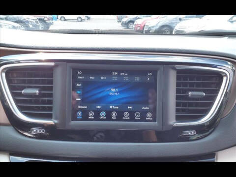 2019 Chrysler Pacifica Touring L