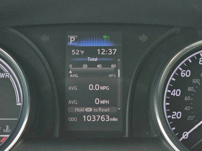 2020 Toyota Camry Hybrid LE