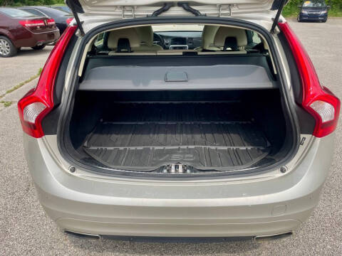 2017 Volvo V60 T5 Premier