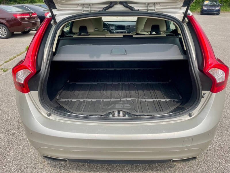 2017 Volvo V60 T5 Premier