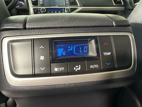 2017 Toyota Highlander