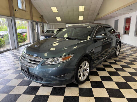 2010 Ford Taurus SEL