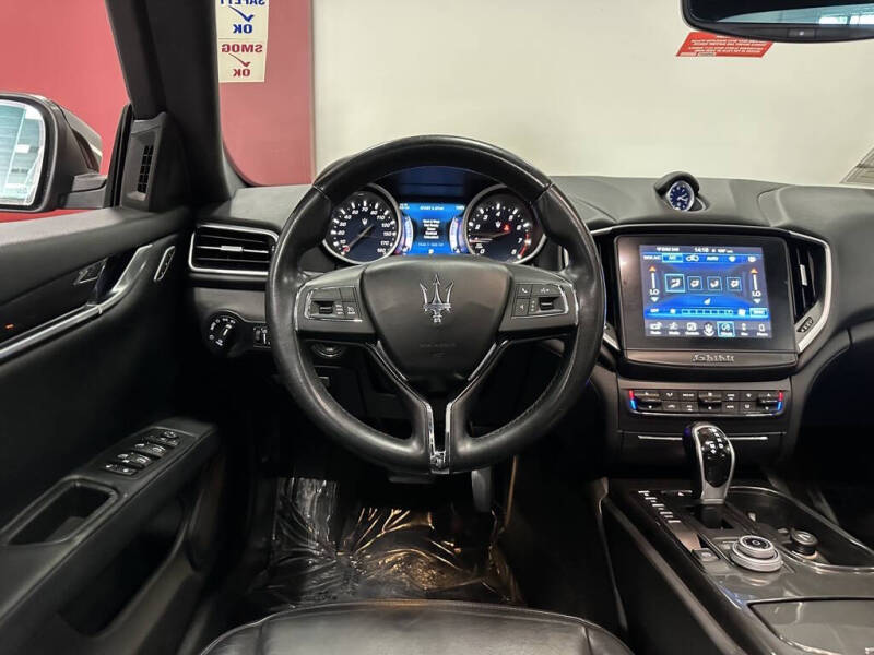 2017 Maserati Ghibli