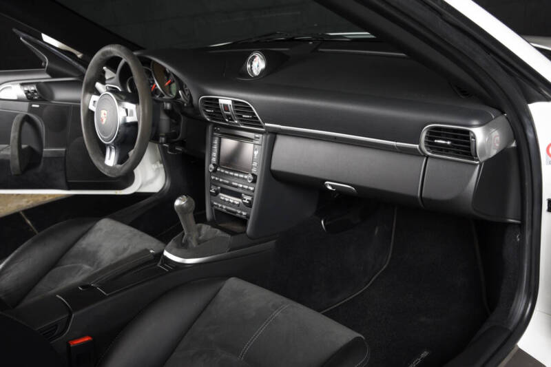 2012 Porsche 911 Carrera GTS