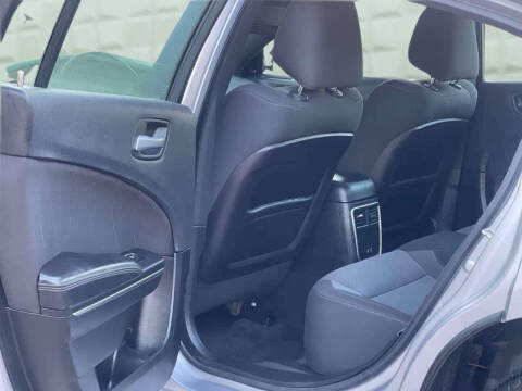 2016 Dodge Charger SXT