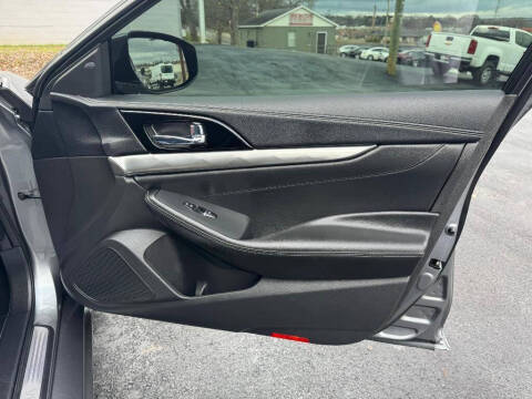 2023 Nissan Maxima 3.5 SV