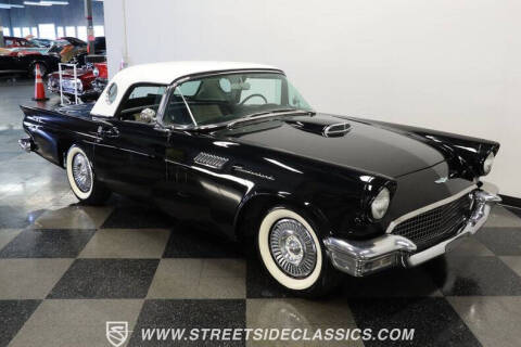 1957 Ford Thunderbird